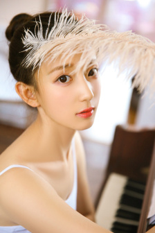 迷人的保姆hd